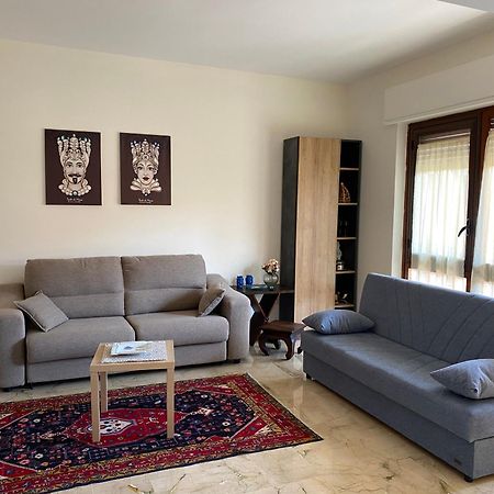 Apartamento La Casa Di Gus Palermo Exterior foto